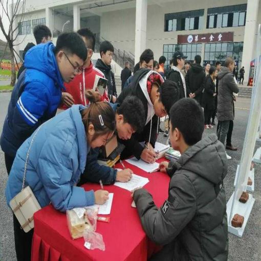 学院“爱祖国，爱家乡”主题摄影征集比赛圆满落幕